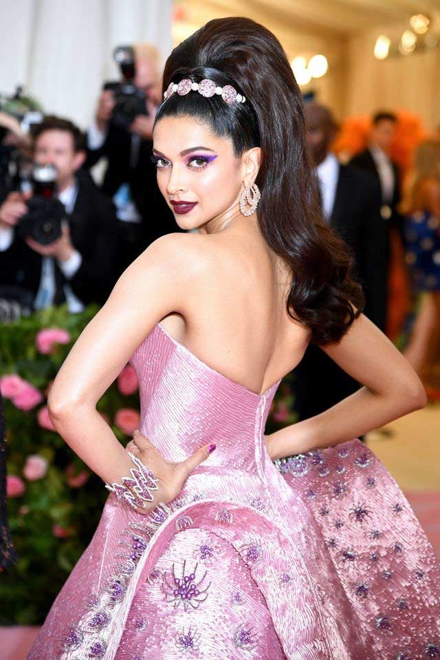 deepika padukone,priyanka chopra,met gala 2019,deepika padukone pregnant,deepika padukone new movie,nick jonas,ranveer singh,entertainment,bollywood
