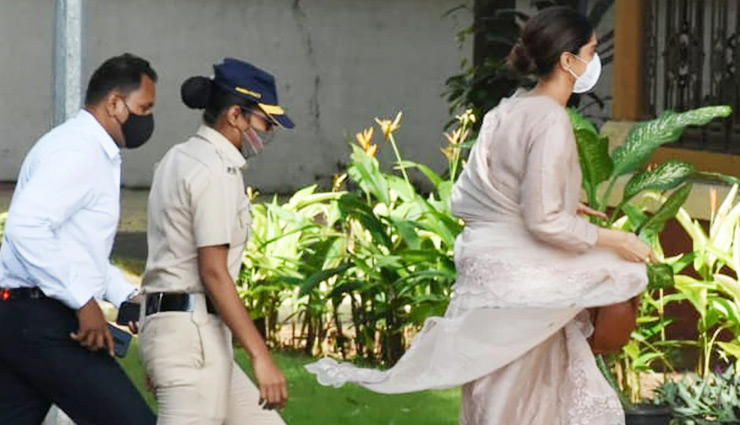 deepika padukone,deepika padukone drugs connection,deepika  padukone at ncb office,ncb,ncb investigation,bollywood drug connection,sara ali khan,shraddha kapoor,news,sushant singh rajput,rhea chakraborty
