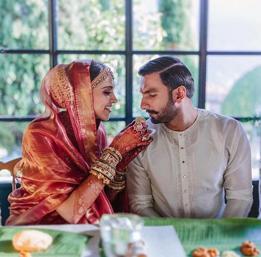 दीपिका पादुकोण, रणवीर सिंह ने शेयर की शादी की नई तस्वीरें, बेंगलुरु में कल रिसेप्शन, देखे bollywood,ranveer singh,deepika padukone,ranveer deepika marriage pics,marriage pics,deepika ranveer marriage photos