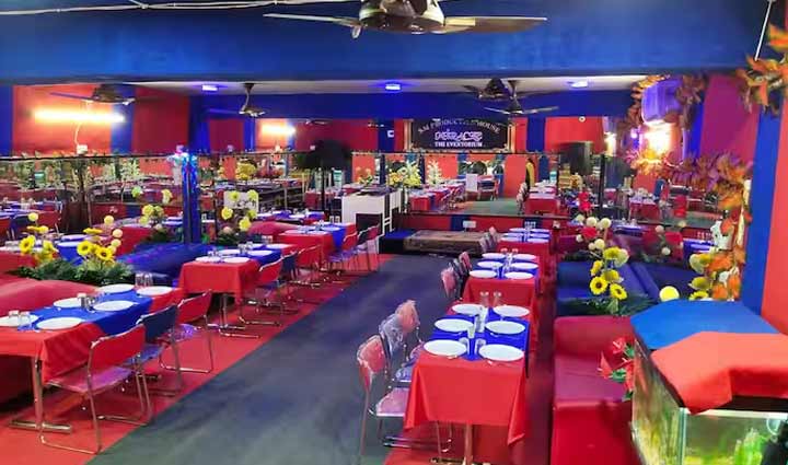 you will get cheap food at these 10 places in delhi come here to enjoy the food,holiday,travel,tourism