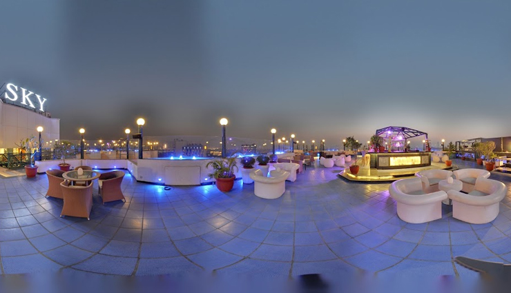 places to enjoy night life in delhi,holiday,travel,tourism