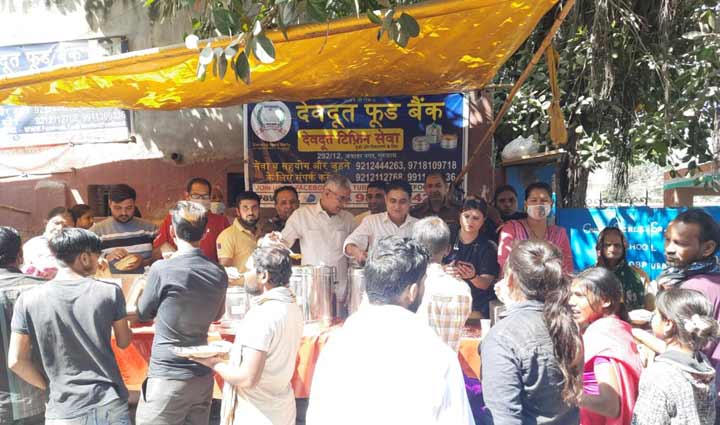 you will get cheap food at these 10 places in delhi come here to enjoy the food,holiday,travel,tourism