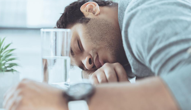 signs of dehydration,dehydration,Health tips,fitness tips