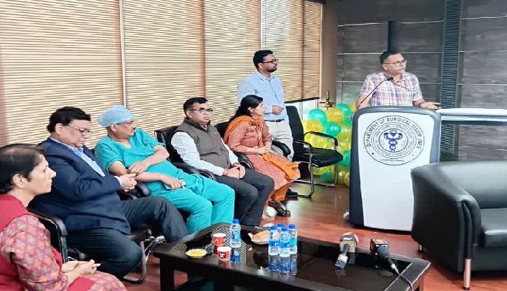 दिल्ली AIIMS में चार पैरों वाले युवक की सफल सर्जरी, डॉक्टरों ने कहा - यह एक चुनौतीपूर्ण केस था
