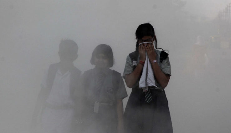 bollywood news in hindi,priyanka chopra,delhi pollution,shooting,the white tiger,priyanka chopra news in hindi,entertainment