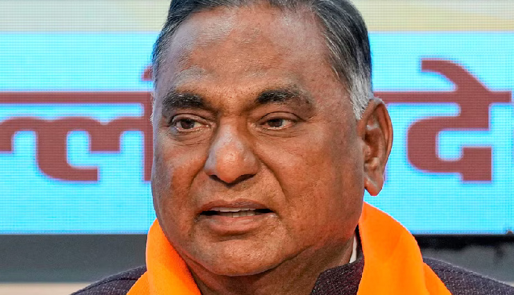  महाकुंभ भगदड़ पर बोले दिल्ली BJP  सांसद रामवीर सिंह बिधूड़ी,  किसी ने कोई छोटी-मोटी अफवाह फैला दी, सब कुछ बहुत...

