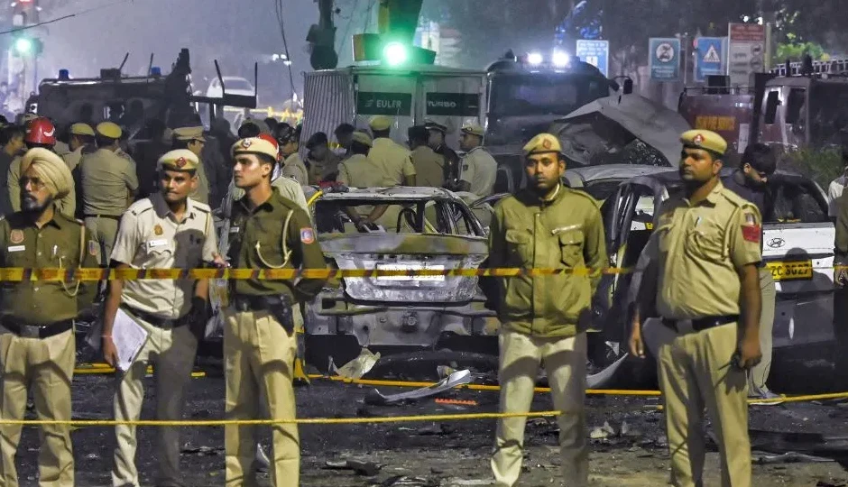 Delhi Blast: आतंकी हमला था लाल किले के पास हुआ धमाका, UAPA के तहत मामला दर्ज, 4 हिरासत में