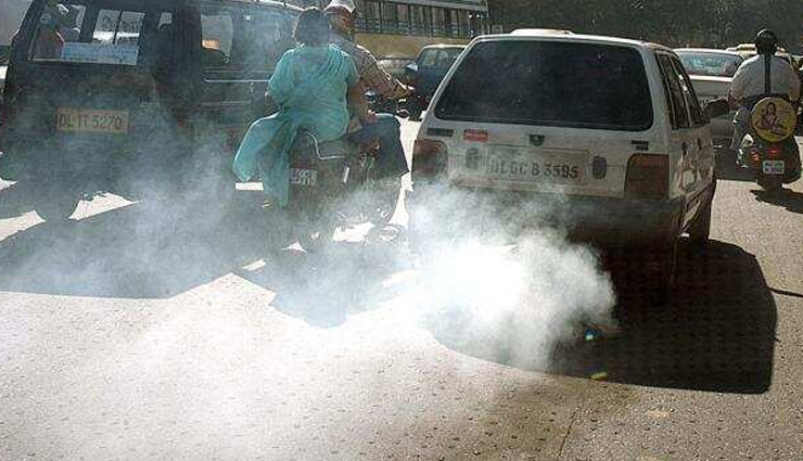 दिल्ली सरकार ने 14 लाख कार-बाइक मालिकों को भेजा नोटिस, PUC बनवाएं नहीं तो भरना होगा 10,000 का चालान