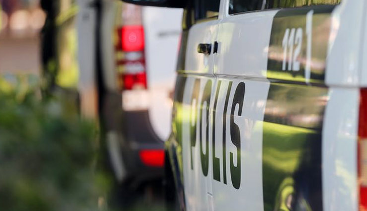 boy chases and nab thief,delhi,crime,chain snatching in delhi