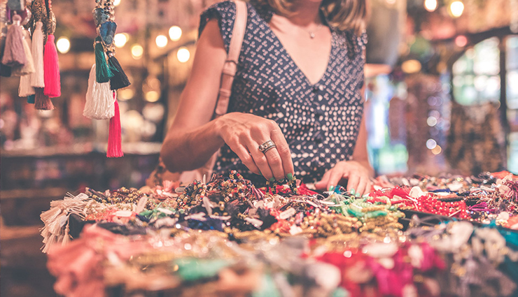 best places for shopping in india,india shopping,india travel,tourist places in india