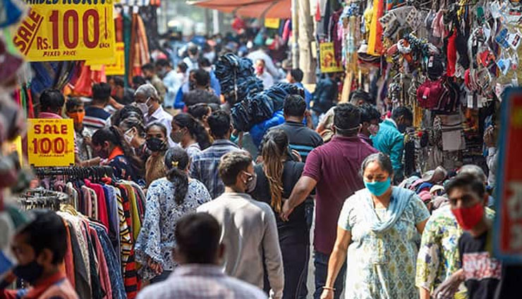 दिल्ली: कोविड-19 गाइडलाइन का पालन न करने पर सरोजिनी नगर मार्केट में 46 दुकानें दो दिन के लिए बंद