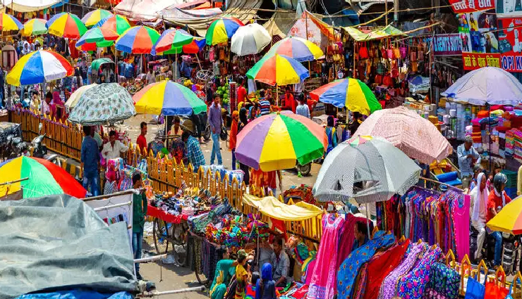 7 Markets That are Best for Shopping in Delhi