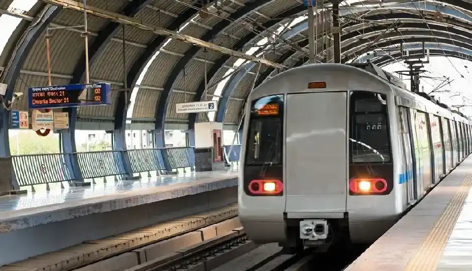 दिल्ली मेट्रो के 16 स्टेशन अगले आदेश तक बंद, राजीव चौक से सुप्रीम कोर्ट तक कई ब्लू लाइन स्टेशन प्रभावित