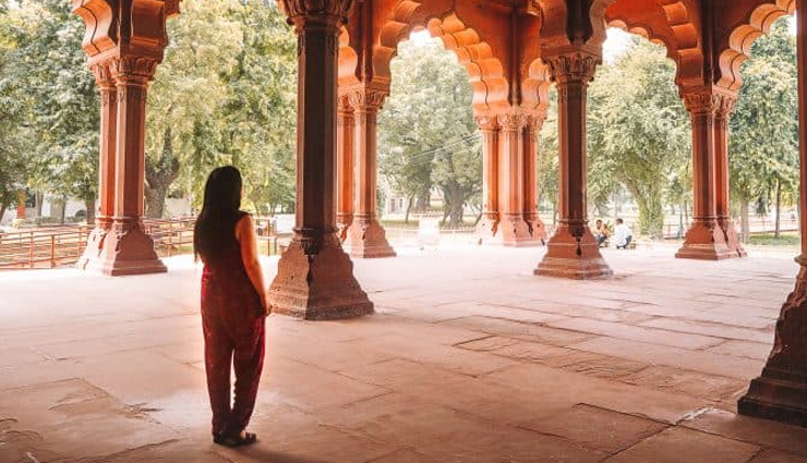 दिल्ली की ये 8 जगहें बनाएगी आपके फोटोशूट को यादगार, मिलेगी खूबसूरत तस्वीरें