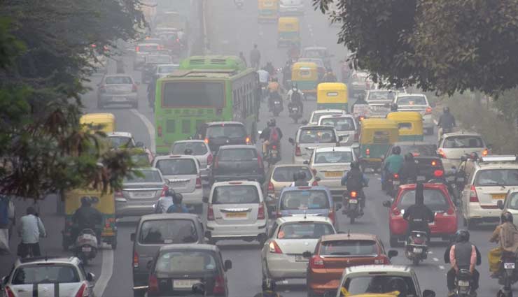 जहरीली हो रही है दिल्ली की हवा, रिपोर्ट उड़ा देगी आपके होश 