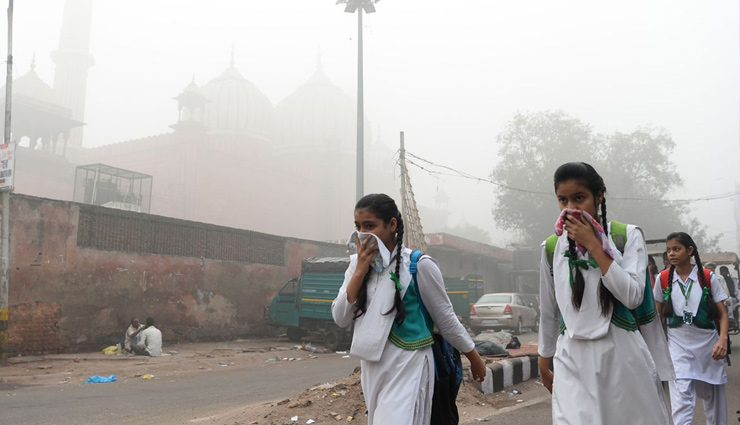 दुनिया के 5 सबसे प्रदूषित शहरों में दिल्ली भी शामिल, तय मानक से करीब छह गुना ज्यादा खराब है हवा 