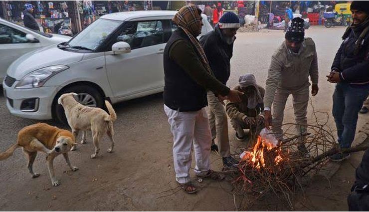 पूरे उत्तर भारत में ठंड का कहर जारी, दिल्ली समेत इन 6 राज्यों के लिए रेड वॉर्निंग जारी 