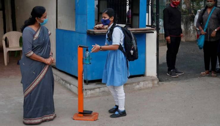 शर्तों के साथ दिल्‍ली में आज से 10वीं-12वीं के छात्रों के लिए खुले स्कूल