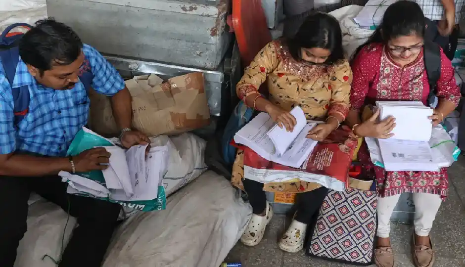 दिल्ली में आज से शुरू हुआ विशेष गहन पुनरीक्षण (SIR), घर-घर पहुंचेंगे BLO; मतदाता पहले से रखें ये जरूरी जानकारी तैयार