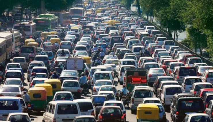 233 challans issued,first day of odd-even rationing scheme,delhi,delhi traffic police