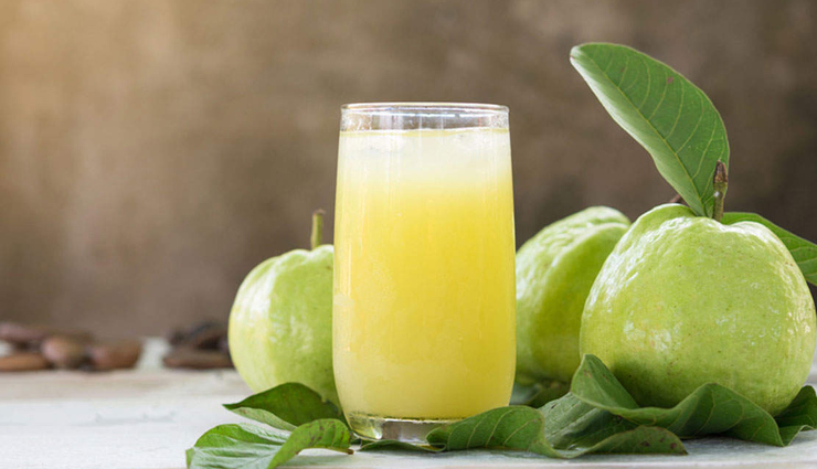 papaya leaf juice,goat milk,extract of giloy plant,juice of guava,punarnava,home remedies,home remedies to treat dengue,dengue,Health tips,fitness tips