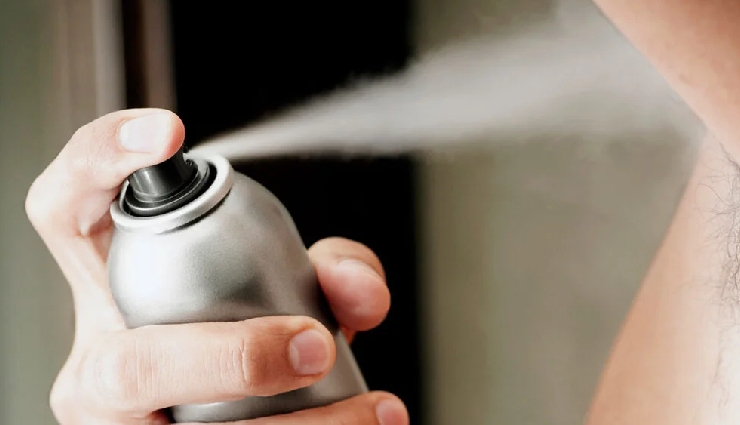 natural body odor remedies,how to smell fresh naturally,body care tips,bad breath solutions,fresh scent remedies,natural ways to stay fresh,body odor solutions,self-care for body odor,holiday body care,how to avoid body odor at work