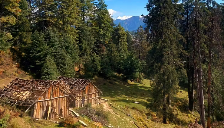 chakrata travel highlights,chakrata tourist attractions,reasons to visit chakrata,chakrata hill station,chakrata adventure experiences,chakrata natural beauty,chakrata offbeat destinations,chakrata trekking spots,chakrata weekend getaway,chakrata travel recommendations