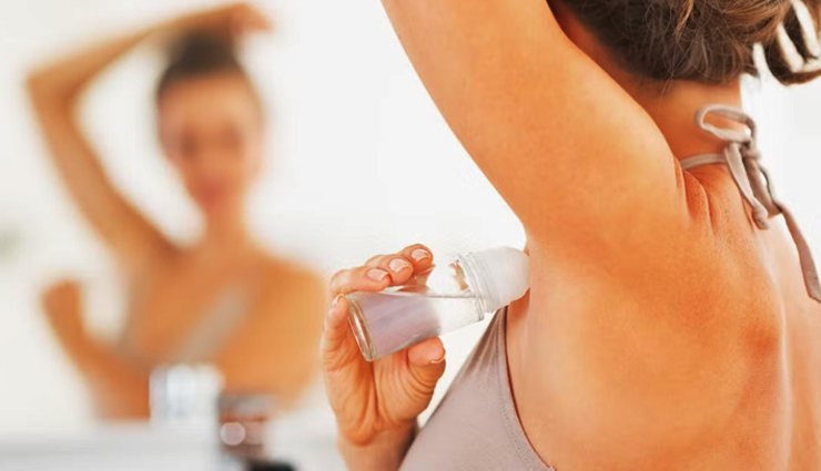 पसीने की बदबू दूर करने का काम करता है डियोड्रेंट, इन तरीकों से लंबे समय तक रहेगी महक