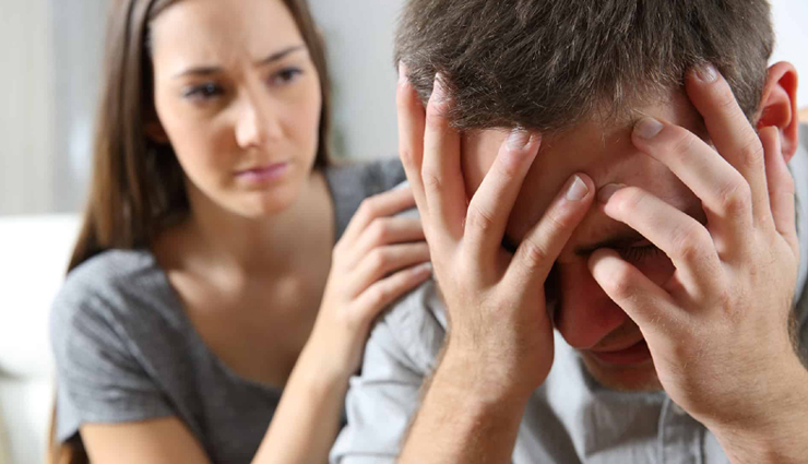 10 Most Obvious Signs of a Depressed Boyfriend