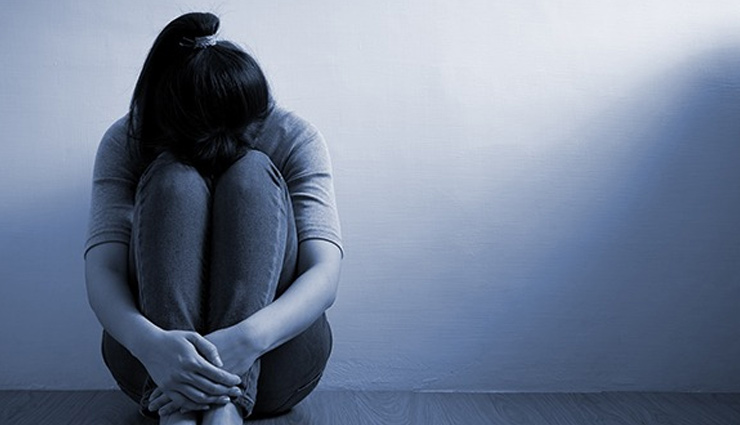 5 Things People Do To Hide Their Depression