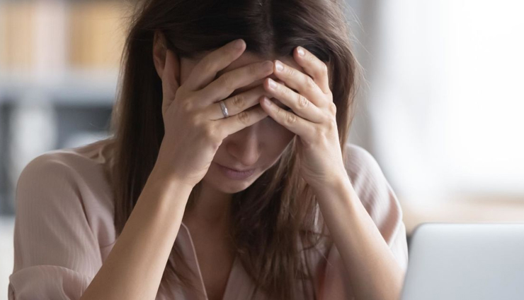 सिरदर्द, कमजोरी और थकान: विटामिन बी12 की कमी के प्रमुख लक्षण vitamin b12 deficiency symptoms,signs of b12 deficiency,how to know if you have b12 deficiency,symptoms of low vitamin b12,vitamin b12 deficiency causes,b12 deficiency and fatigue,vitamin b12 deficiency effects,early signs of b12 deficiency,b12 deficiency symptoms in adults,how to detect b12 deficiency,importance of vitamin b12 in the body