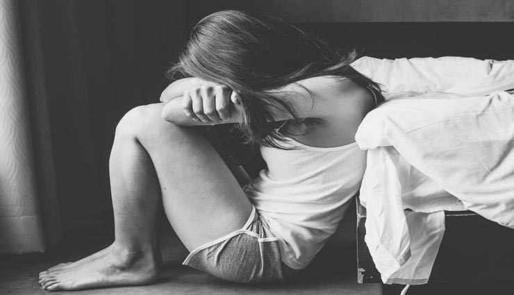 जीवनशैली में आए ये बदलाव दर्शाते हैं डिप्रेशन, नजरअंदाज करना पड़ेगा भारी