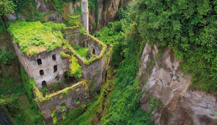 deserted places in the world,the town of kolmanskop,namibia,the valley of mills,sorrento,italy,the fishing village of houtouwan,china,carbide willson ruins,quebec,canada,the ghost village of kayakoy,turkey,chernobyl exclusion zone,ukraine