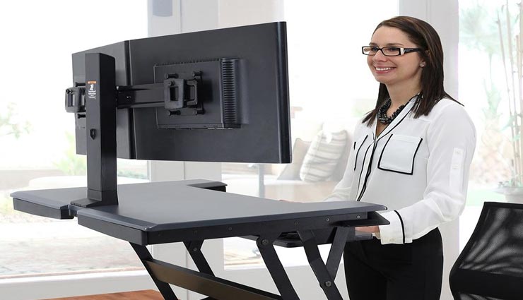 बैठकर नहीं खड़े होकर करें काम, सेहत के साथ प्रोडक्टिविटी में भी मिलेंगे अच्छे परिणाम