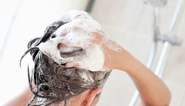 ways to detox your scalp,scalp care tips,hair care tips,beauty tips