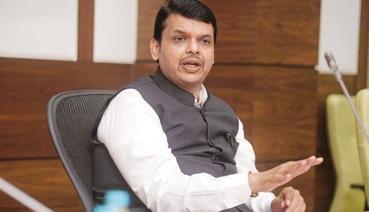 CM फडणवीस ने नहीं चुकाया साढ़े सात लाख रुपये पानी का बिल, BMC ने घर को घोषित किया डिफॉल्टर 