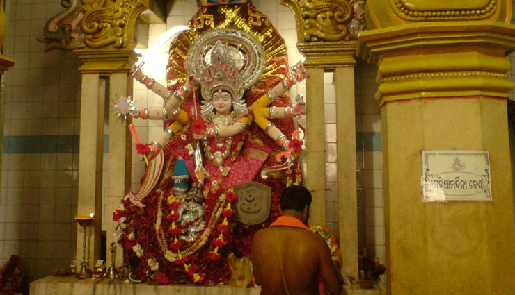 navratri 2019,devi maa temples,devi temple,devi temple in maharashtra,maharashtra,saptashrungi devi temple,nashi,mumba devi temple,mumbai,ekvira devi temple,lonavala,renuka devi temple,mahur,tulja bhavani temple,solapur