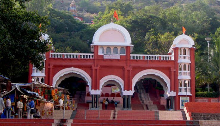 Navratri 2019- 5 Devi Maa Temples To Visit in Maharashtra