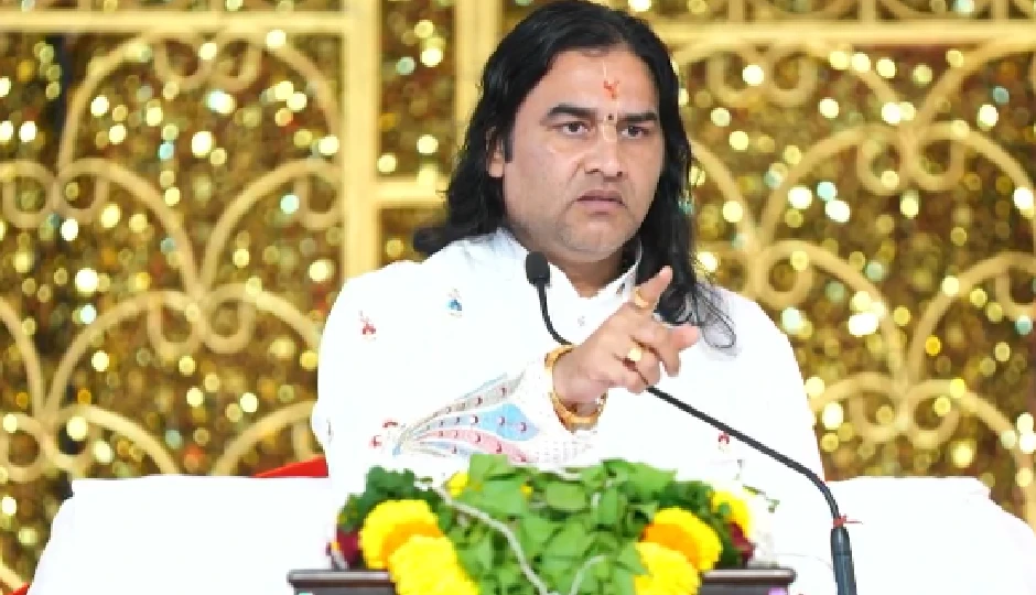 IPL में बांग्लादेशी खिलाड़ियों पर विरोध, देवकीनंदन ठाकुर ने KKR को दी कड़ी चेतावनी