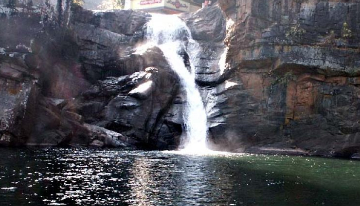 waterfalls in odisha,best waterfalls in odisha,scenic waterfalls in odisha,tourist attractions in odisha,famous waterfalls in odisha,natural wonders of odisha,trekking to waterfalls in odisha,photography at waterfalls in odisha,adventure tourism in odisha,spectacular waterfalls in eastern india