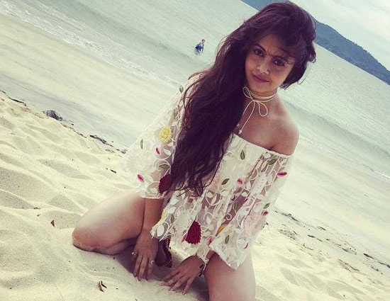 PICS इच्छा के बाद अब गोपी बहु के बदले तेवर, देखे हॉट तस्वीरे