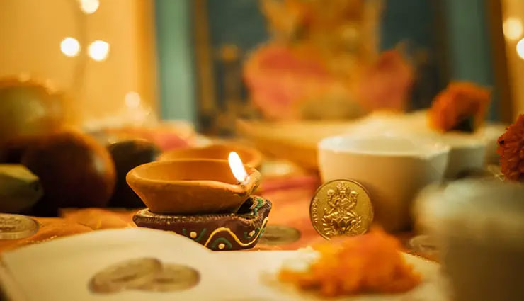 Dhanteras 2021: धनतेरस पर भूलकर भी न खरीदें ये चीजें, स्वास्थ्य और धन की हो सकती है हानि 