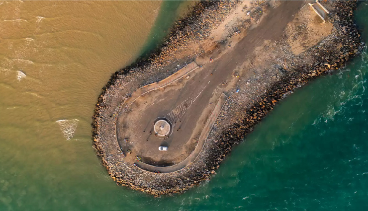 rameswaram attractions,rameswaram tourist places,top places to visit in rameswaram,must-see places in rameswaram,sri ramanathaswamy temple rameswaram,lakshmana theertham rameswaram,panchmukhi hanuman temple rameswaram,villoondi theertham rameswaram,pamban bridge rameswaram,dhanushkodi beach rameswaram,kalam national memorial rameswaram,pilgrimage sites in rameswaram,best things to do in rameswaram,rameswaram travel guide,historical sites in rameswaram,rameswaram sightseeing,religious sites in rameswaram,rameswaram tourist attractions,cultural places in rameswaram,iconic landmarks in rameswaram