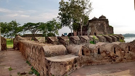 weekend near indore,places to visit near indore,indore,dhar,ujjain,bhopal,mandu