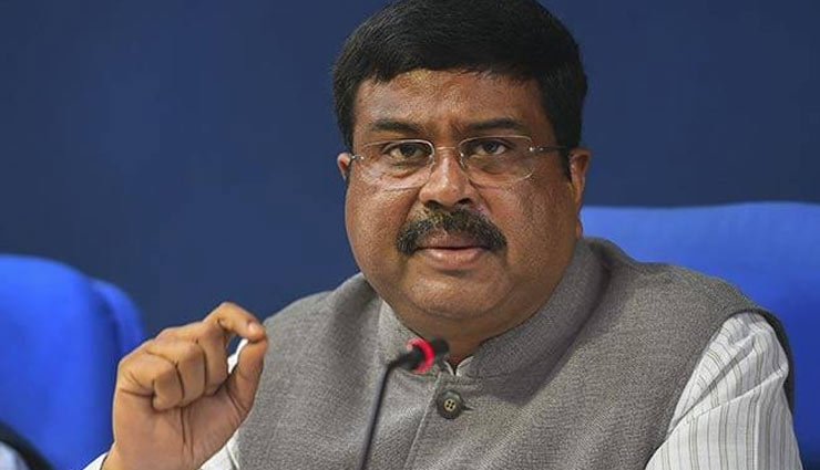 देश में रहना है तो भारत माता की जय बोलना ही पड़ेगा : धर्मेंद्र प्रधान