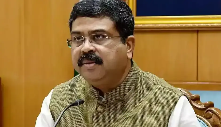 CBSE की OSM प्रक्रिया पर उठे सवाल, धर्मेंद्र प्रधान बोले- ‘हर गड़बड़ी की जवाबदेही हमारी, दोषियों पर होगी कड़ी कार्रवाई’
