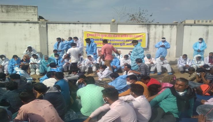 जयपुर : युवाओं ने किया विधानसभा का घेराव, रोजगार को लेकर फूटा गहलोत सरकार पर गुस्सा