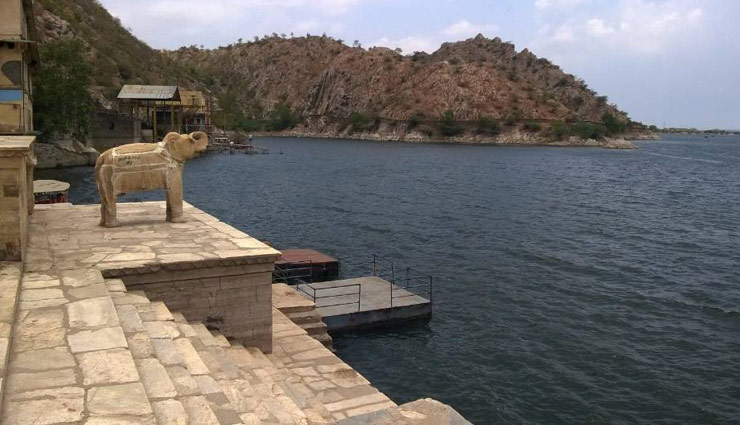 udaipur,rajasthan,udaipur tourist places,udaipur tourism,rajasthan tourism,places to visit in udaipur,saheliyon ki bari,sahastra bahu temple,eklingji temple,ahar cenotaphs,dhebar lake,travel,tourism,tourist places in rajasthan,travel guide,travel tips