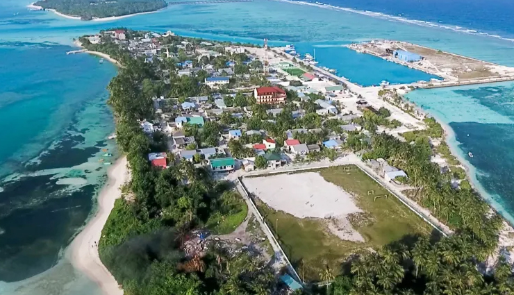 maldives,amazing places to visit,travel destinations,must-visit locations,paradise islands,tropical getaways,beach vacations,maldivian attractions,top tourist spots,stunning landscapes,breathtaking beaches,underwater beauty,diving spots,snorkeling destinations,luxury resorts,romantic escapes,cultural experiences,adventure activities,island hopping,maldives travel guide,vacation ideas