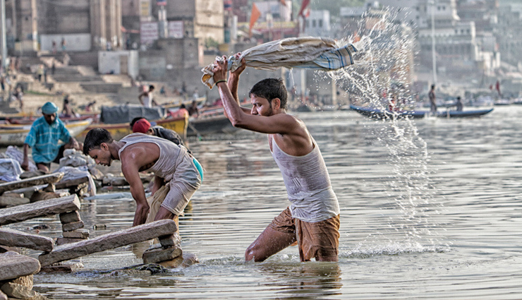 varanasi,things tourist must do in varanasi,uttar pradesh,holidays,travel guide,travel tips
